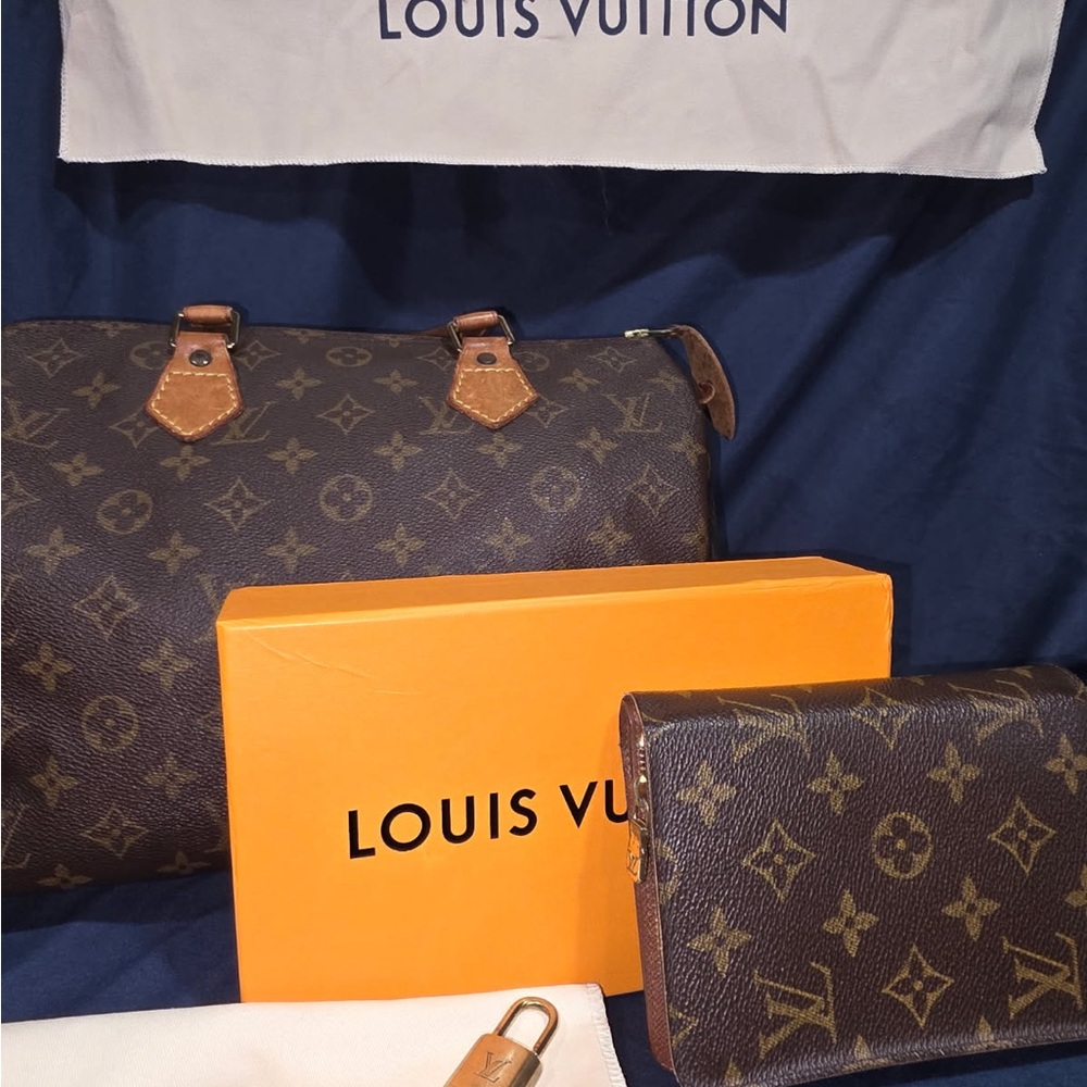 **SOLD**Louis Vuitton Bundle Speedy 30 with Porte Papier Wallet, lock and key